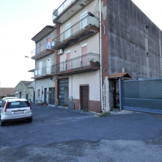 Appartamento 4 vani - Vico Tomasello - San Pietro Clarenza (CT)